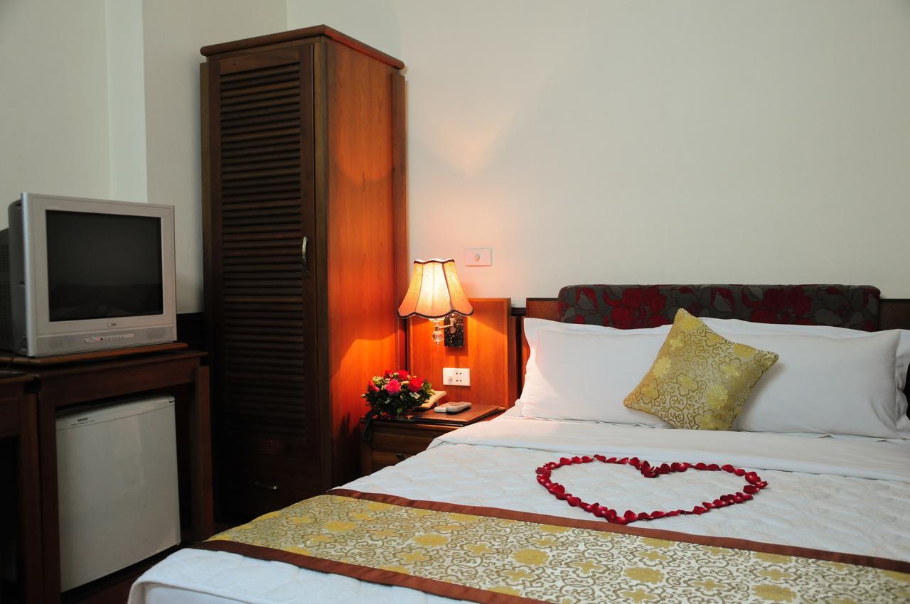 Thai Ha Hotel Hanoi Zewnętrze zdjęcie